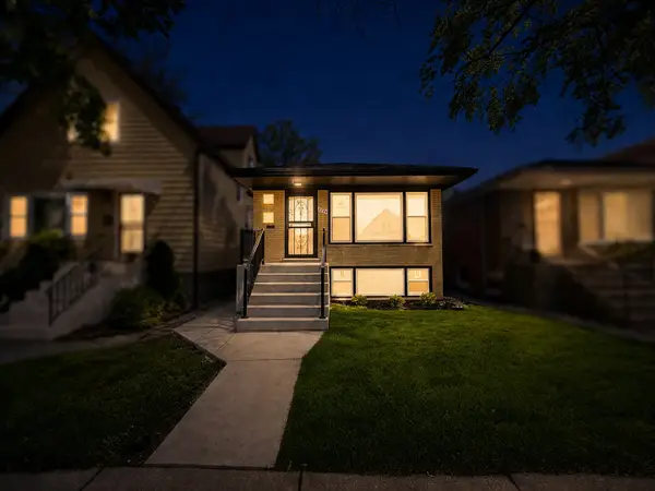 1234 W 97th Place, Chicago, IL 60643