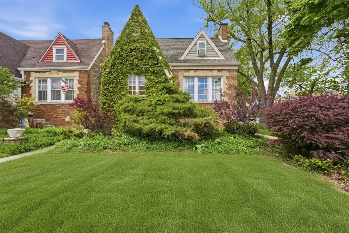 3100 Clinton Avenue, Berwyn, IL 60402 - #1