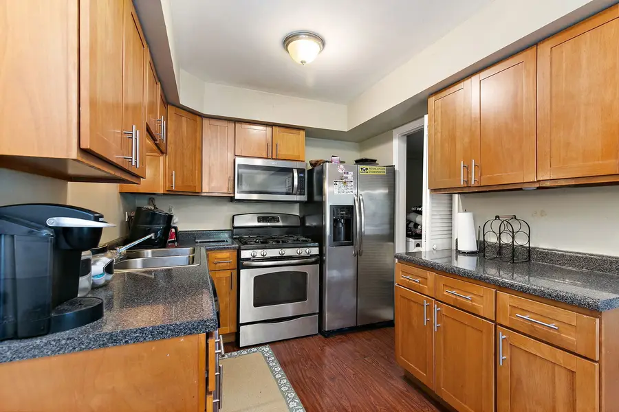 1797 Queensbury Circle, Hoffman Estates, IL 60169 - #2