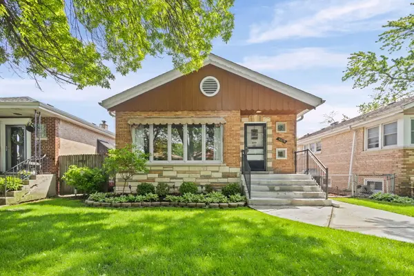 10055 S Fairfield Avenue, Chicago, IL 60655
