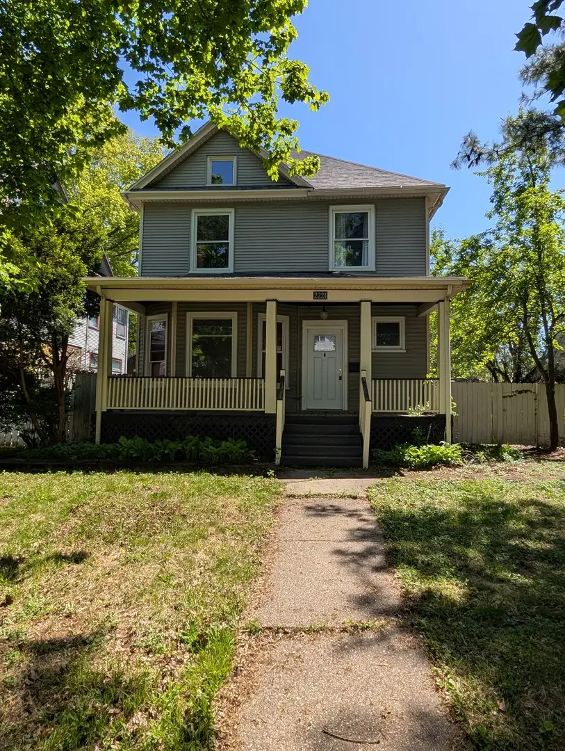 2221 Iowa Street, Davenport, IA 52803 - #1