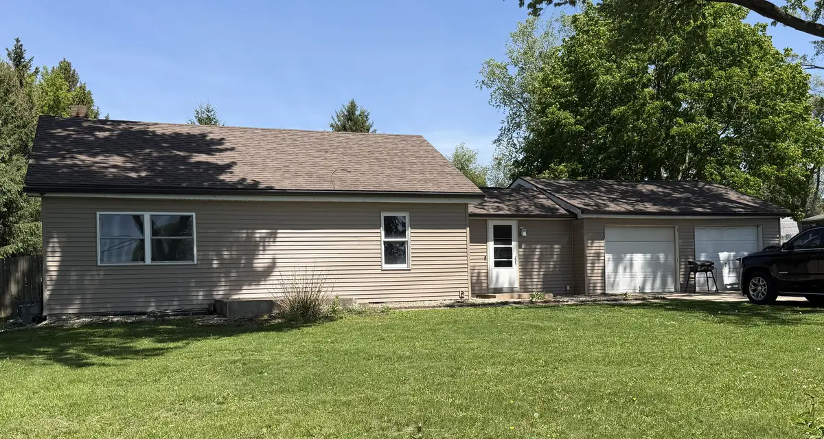 207 Jeffrey Avenue, Rochelle, IL 61068 - #1