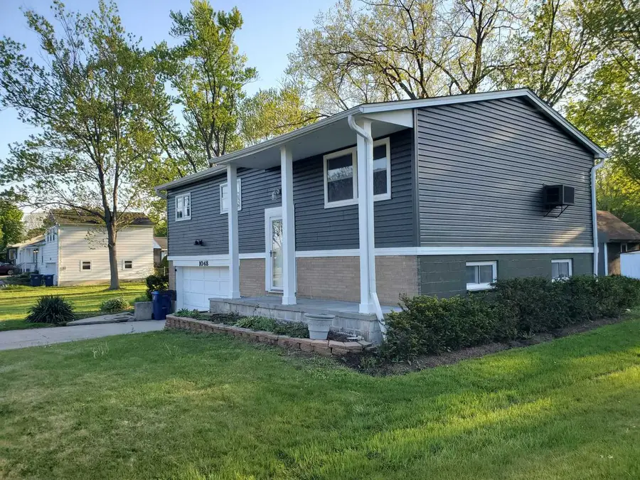 1048 Belle Plaine Avenue, Gurnee, IL 60031 - #3