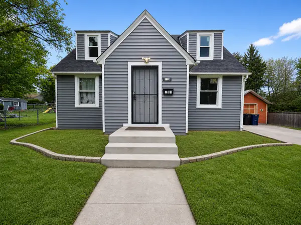 720 Adams Street, Elgin, IL 60123