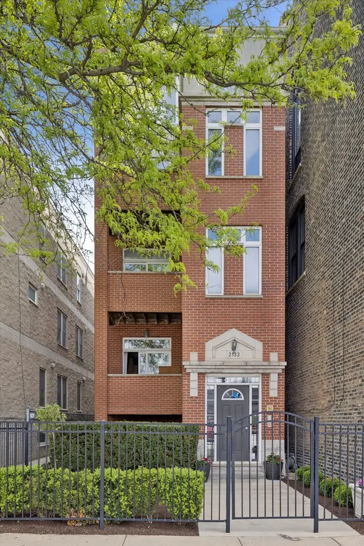 2133 N Southport Avenue #1, Chicago, IL 60614 - #1