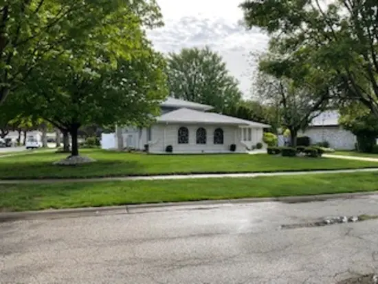 9117 S Tripp Avenue S, Oak Lawn, IL 60453 - #3