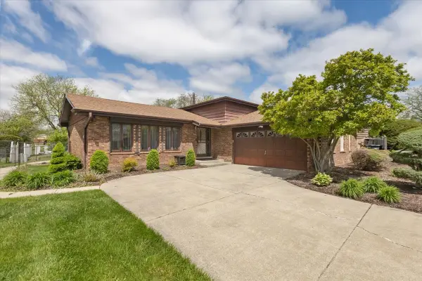 534 Quail Run Road, Matteson, IL 60443