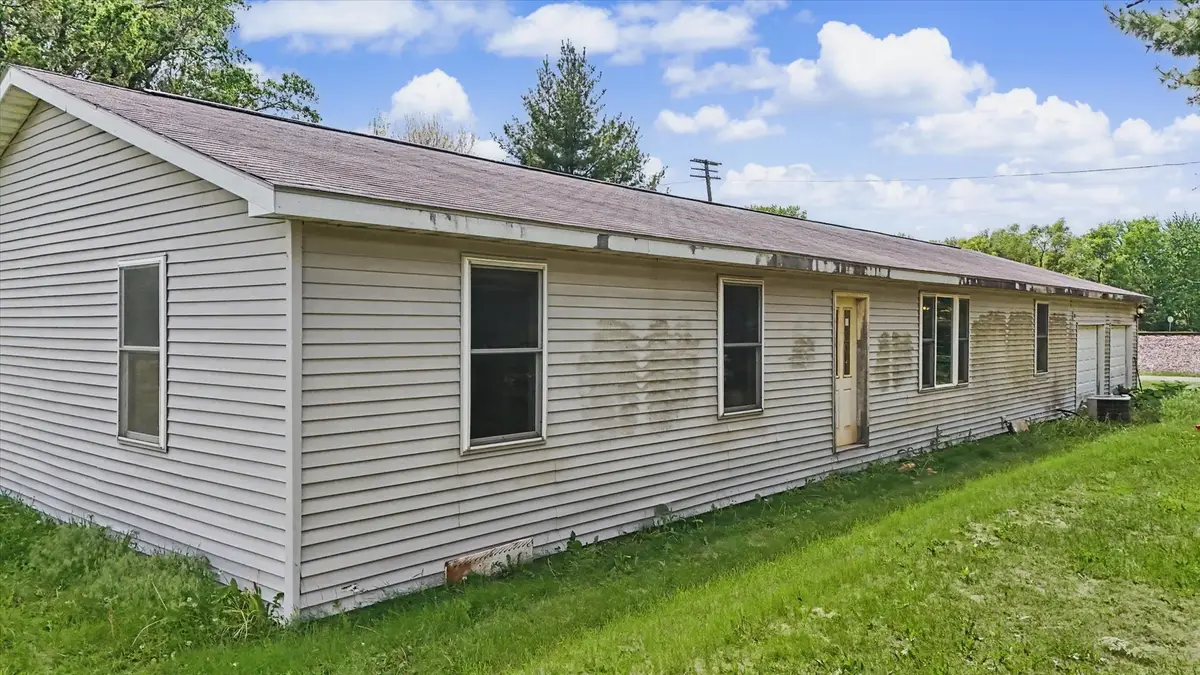 2183 Railroad Street, Lodge, IL 61856 - #1