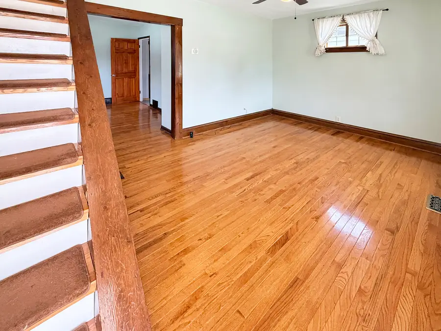 511 Chestnut Street, Waukegan, IL 60085 - #3