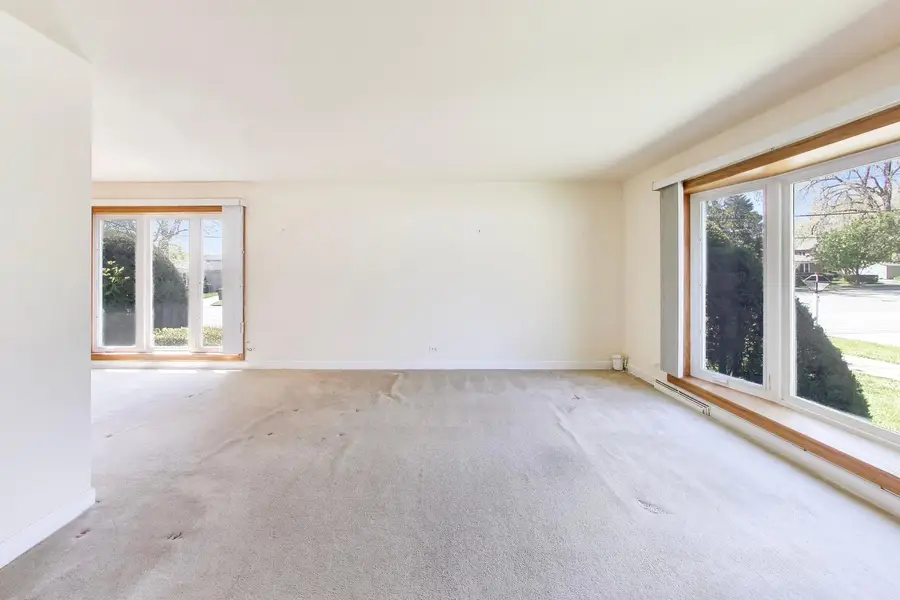 4256 Golf Road, Skokie, IL 60076 - #2