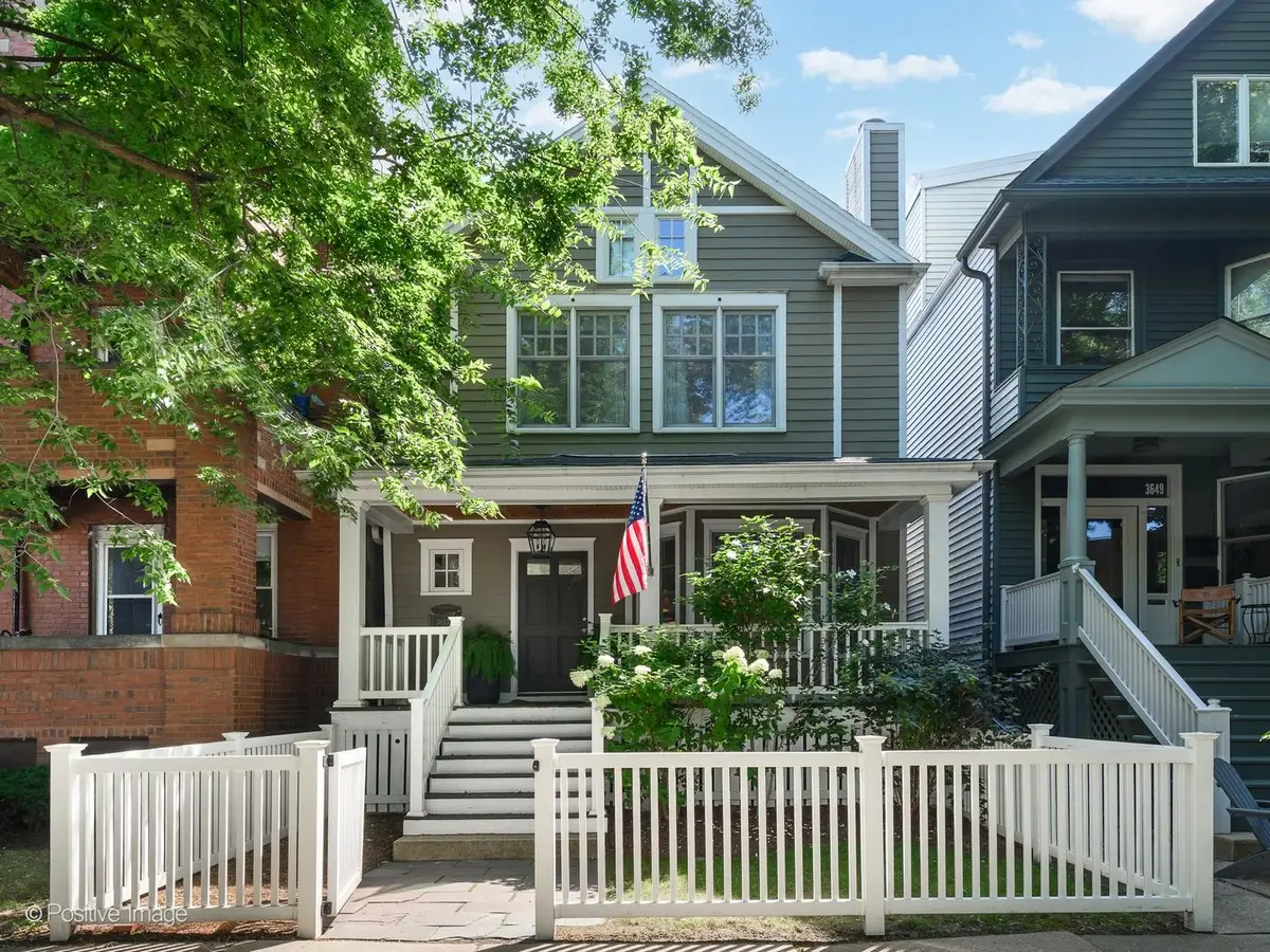 3653 N Bosworth Avenue, Chicago, IL 60613 - #1