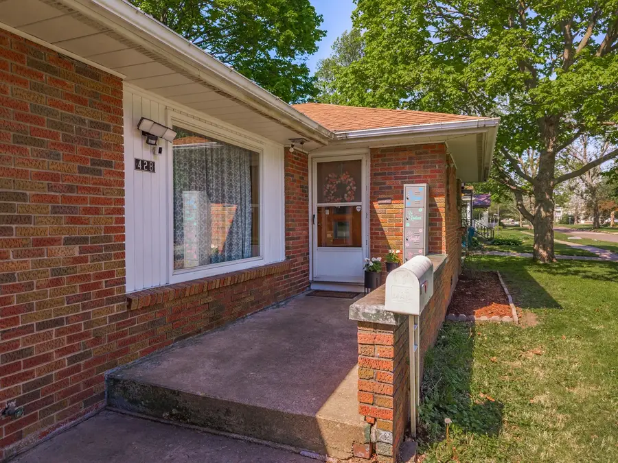 428 E Timber Street, Pontiac, IL 61764 - #3