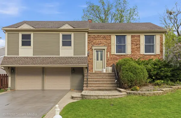 2109 Hitching Post Lane, Schaumburg, IL 60194