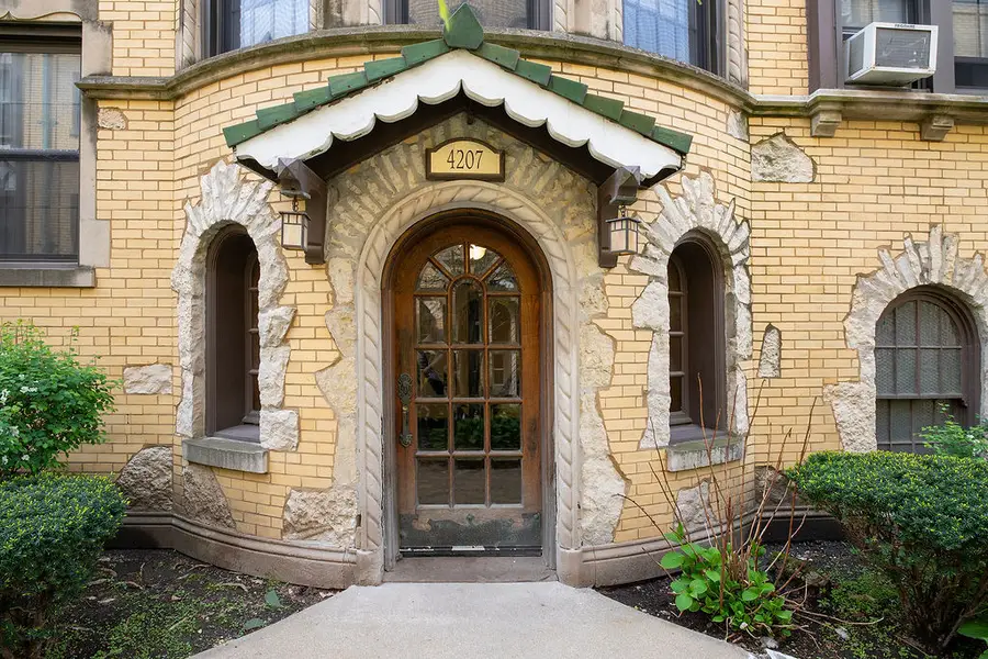 4207 N Kedvale Avenue #2D, Chicago, IL 60641 - #2