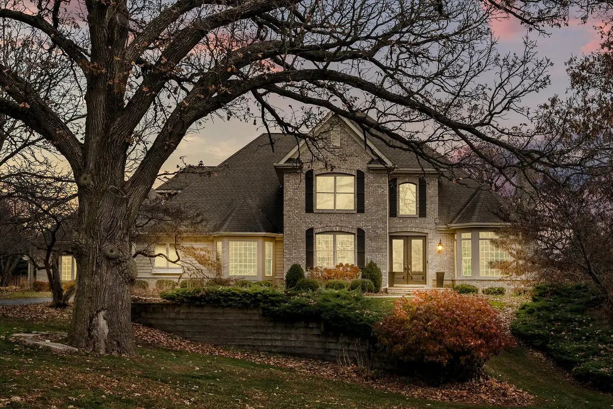 6N499 Brookhaven Lane, Saint Charles, IL 60175 - #1