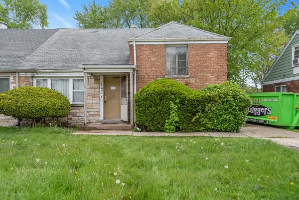 9611 S Oglesby Avenue, Chicago, IL 60617