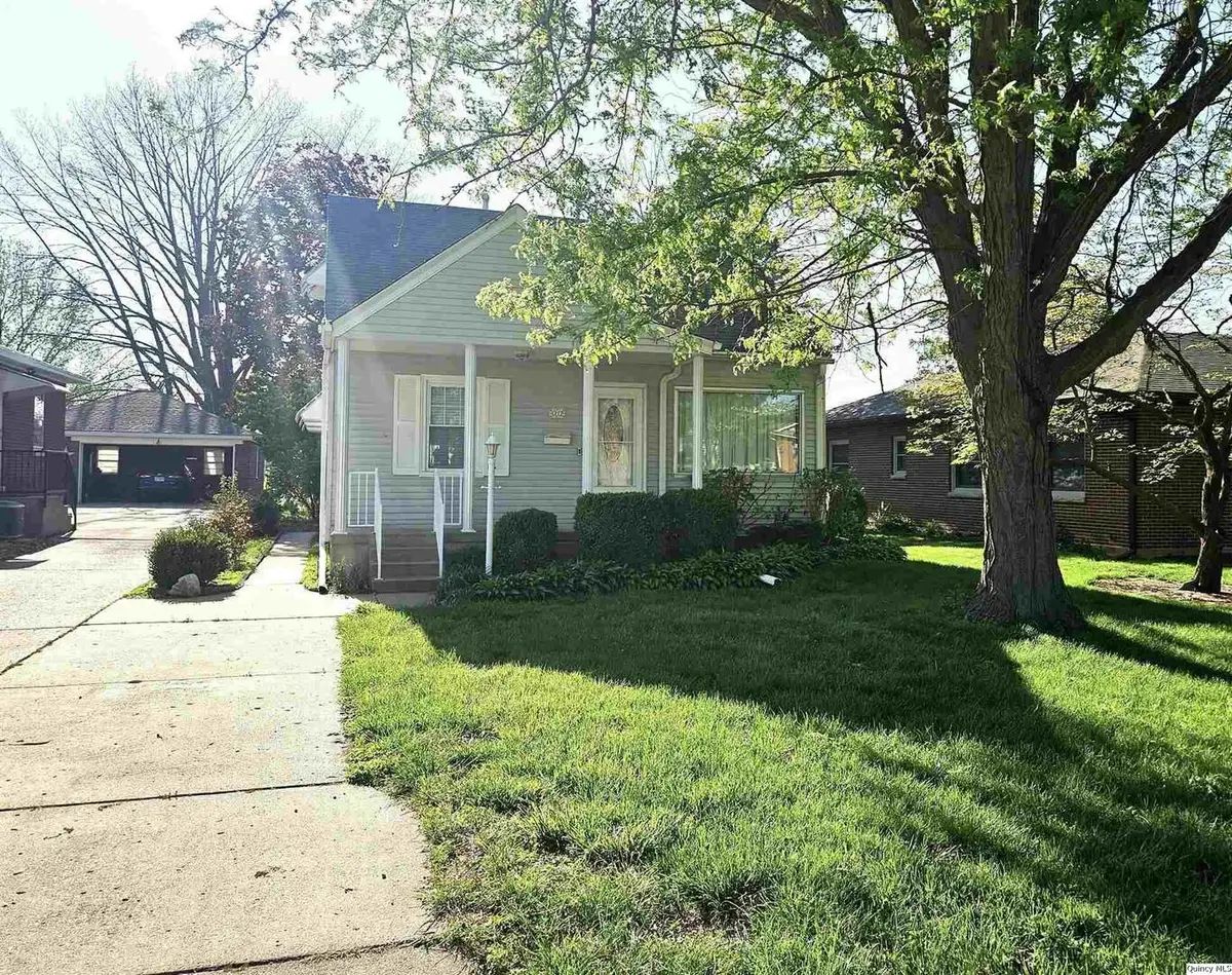1212 S 22nd Street, Quincy, IL 62301 - #1
