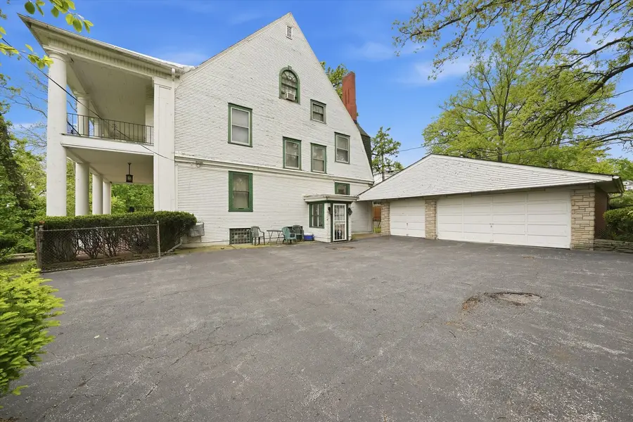 10628 S Longwood Drive, Chicago, IL 60643 - #2