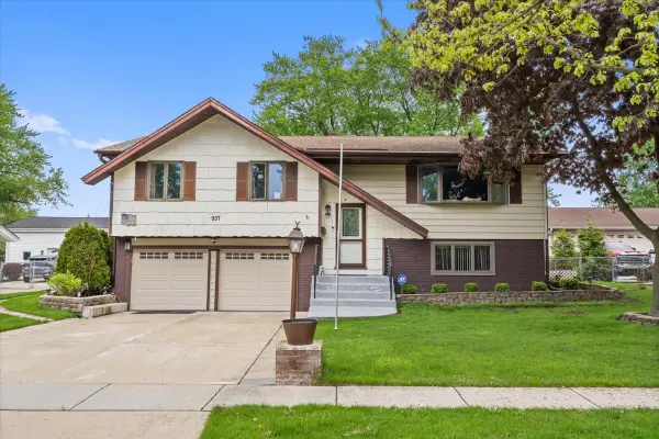 Address Withheld By Seller, Schaumburg, IL 60193