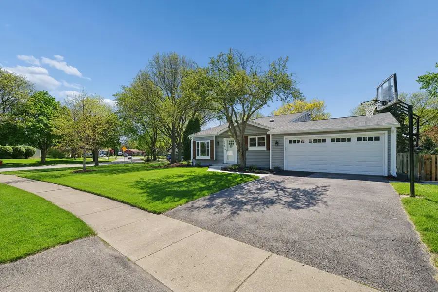 2404 Flambeau Drive, Naperville, IL 60564 - #3