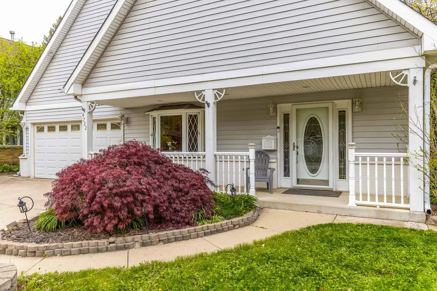 4722 Linden Avenue, Glenview, IL 60025 - #2