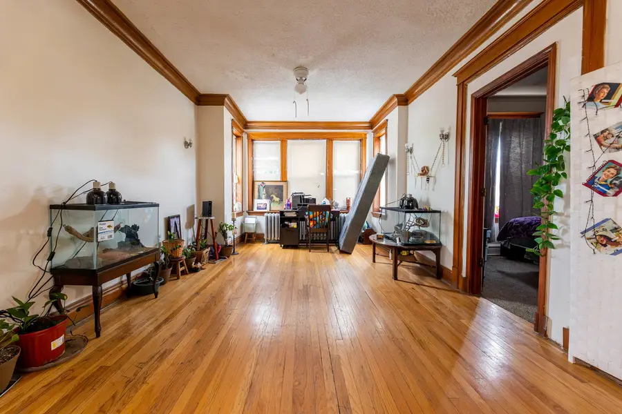 5427 S Hermitage Avenue, Chicago, IL 60609 - #2