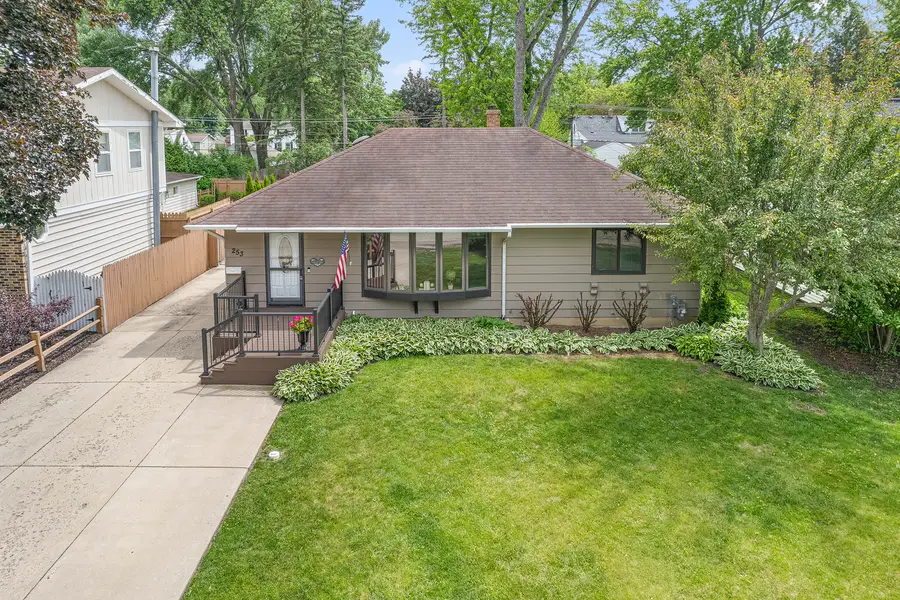 253 Heather Avenue, Grayslake, IL 60030 - #2