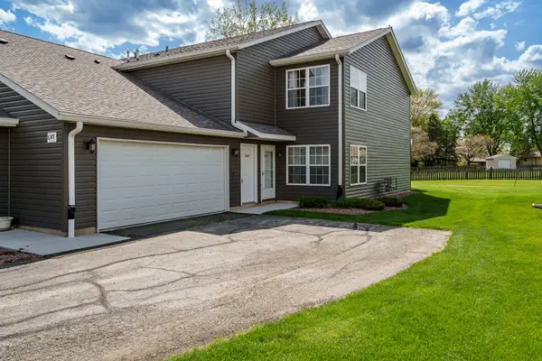6307 Oak Crest Lane, Loves Park, IL 61111