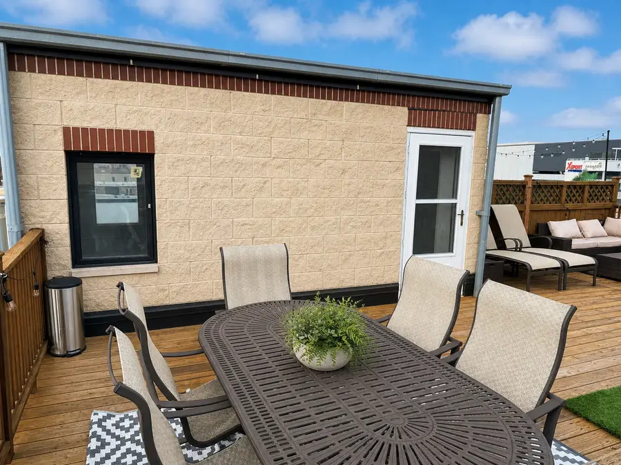 540 W Oakdale Avenue #4E, Chicago, IL 60657 - #3