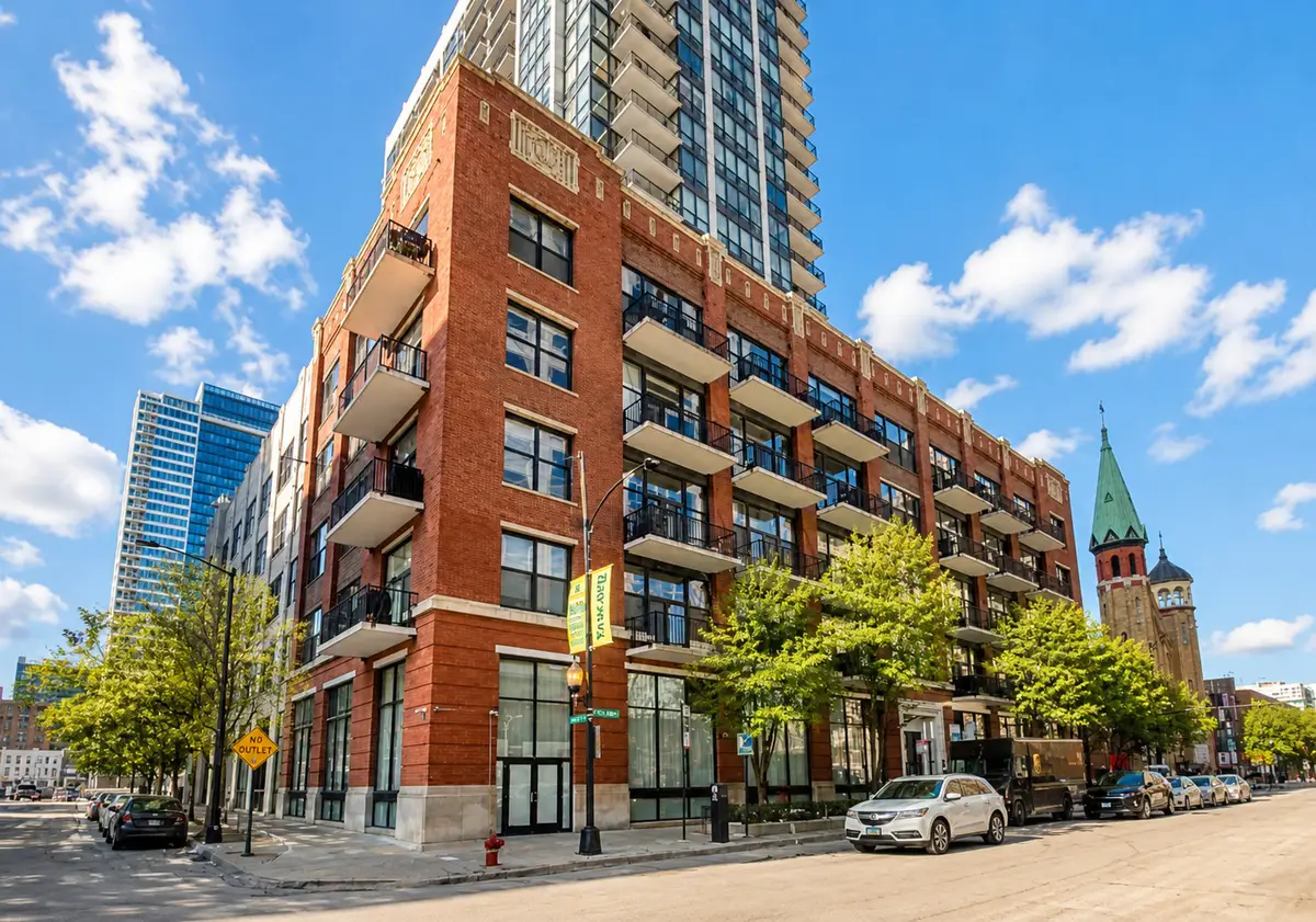 210 S Des Plaines Street #1209, Chicago, IL 60661 - #1