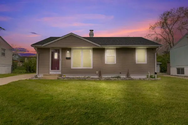404 E Lincoln Avenue, Glendale Heights, IL 60139