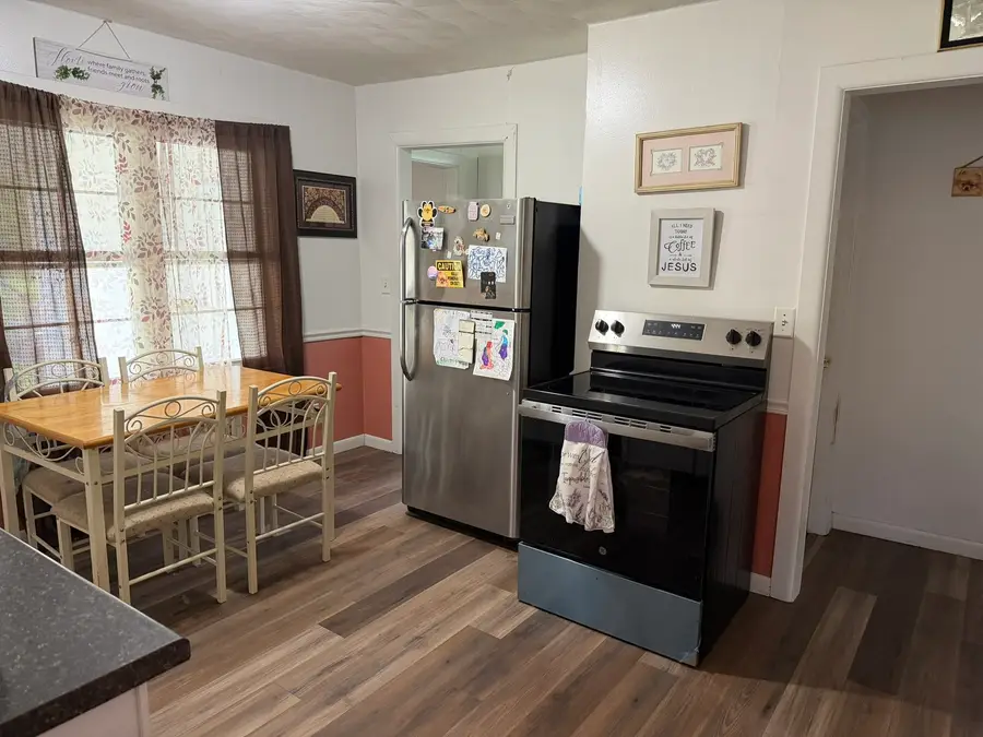 219 E Williams Street, Salem, IL 62881 - #3
