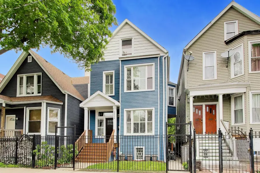 3526 W Mclean Avenue, Chicago, IL 60647 - #2