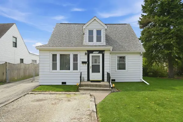 10443 W Medill Avenue, Melrose Park, IL 60164