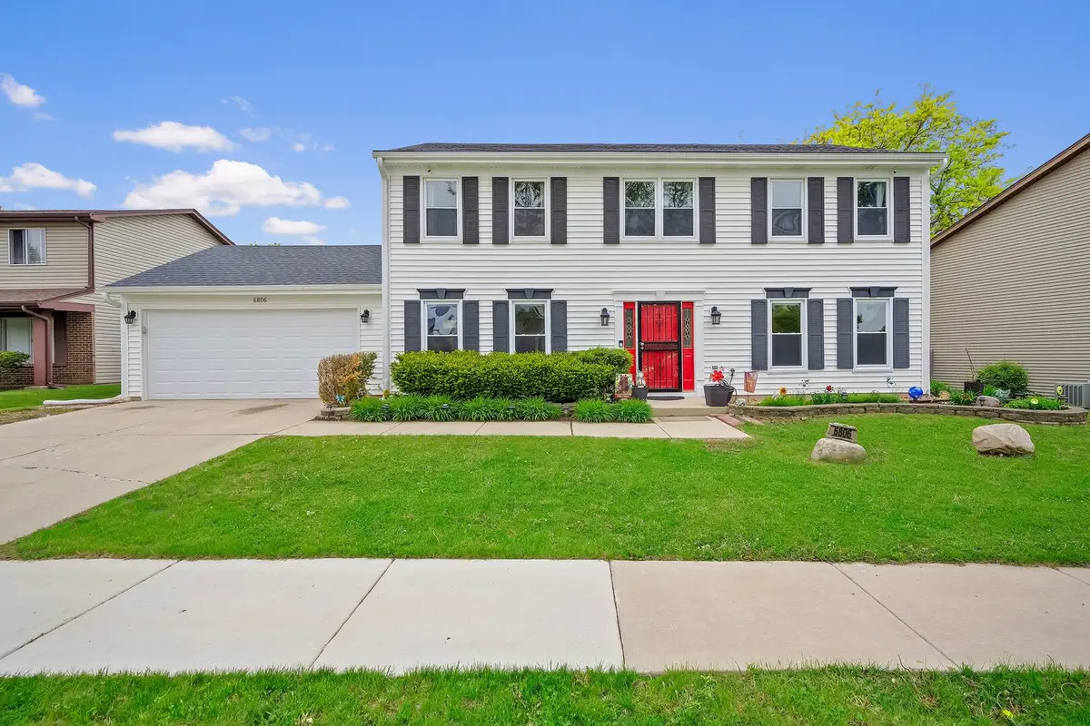 6806 Prairieview Avenue, Woodridge, IL 60517 - #1