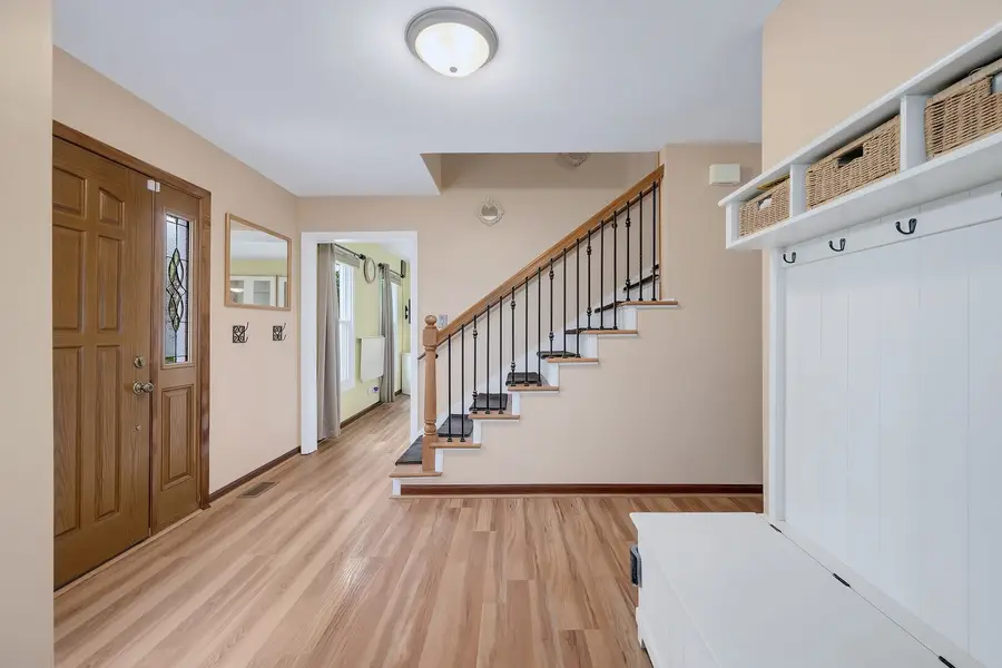 6806 Prairieview Avenue, Woodridge, IL 60517 - #2