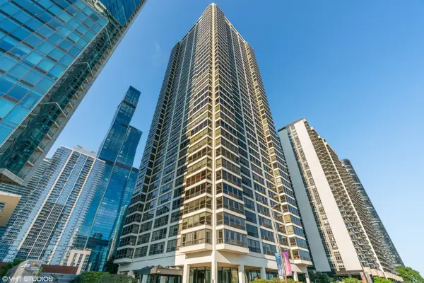 360 E Randolph Street #1208, Chicago, IL 60601