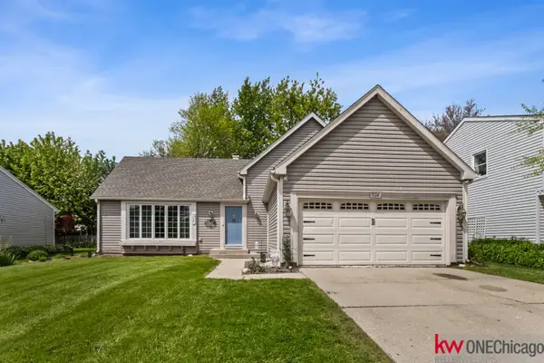 228 N Walnut Lane, Schaumburg, IL 60194
