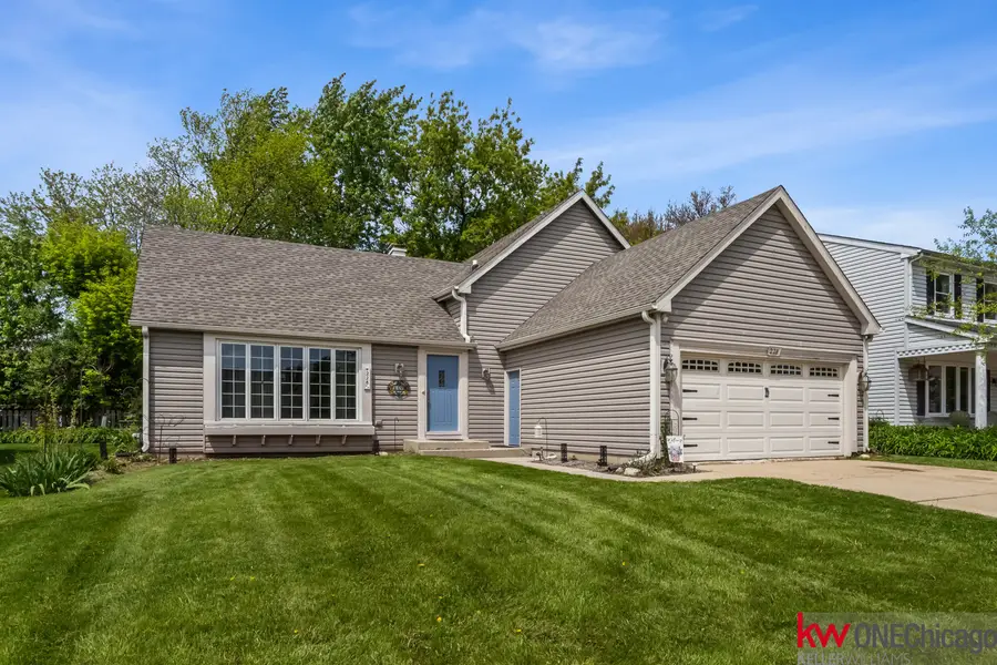 228 N Walnut Lane, Schaumburg, IL 60194 - #2