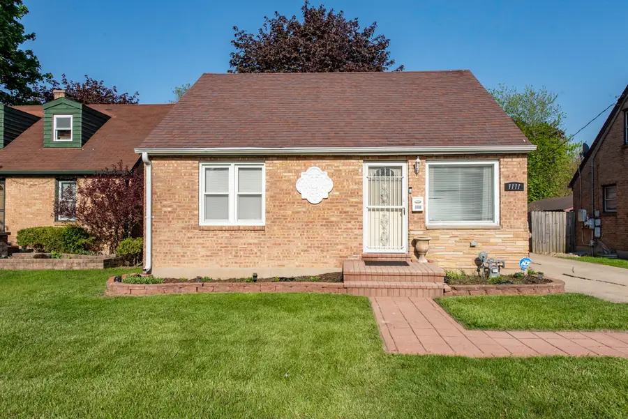 1111 N Berwick Boulevard, Waukegan, IL 60085 - #2