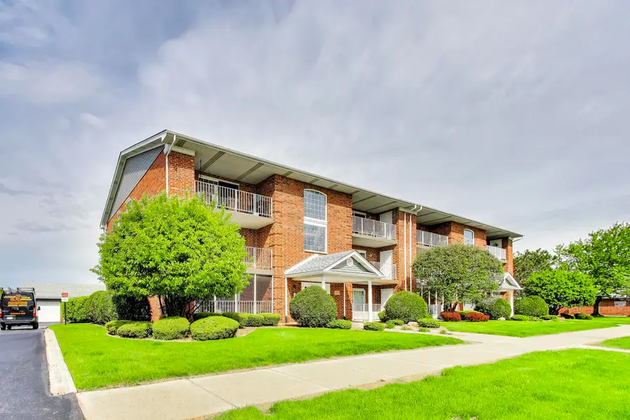 18230 Eagle Drive #3N, Tinley Park, IL 60477 - #3