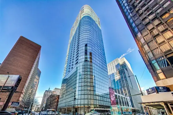 600 N Fairbanks Court #3307, Chicago, IL 60611