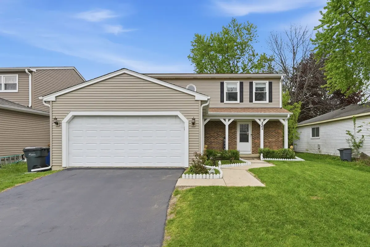 221 E Lakeside Drive, Vernon Hills, IL 60061 - #1