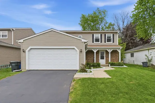 221 E Lakeside Drive, Vernon Hills, IL 60061