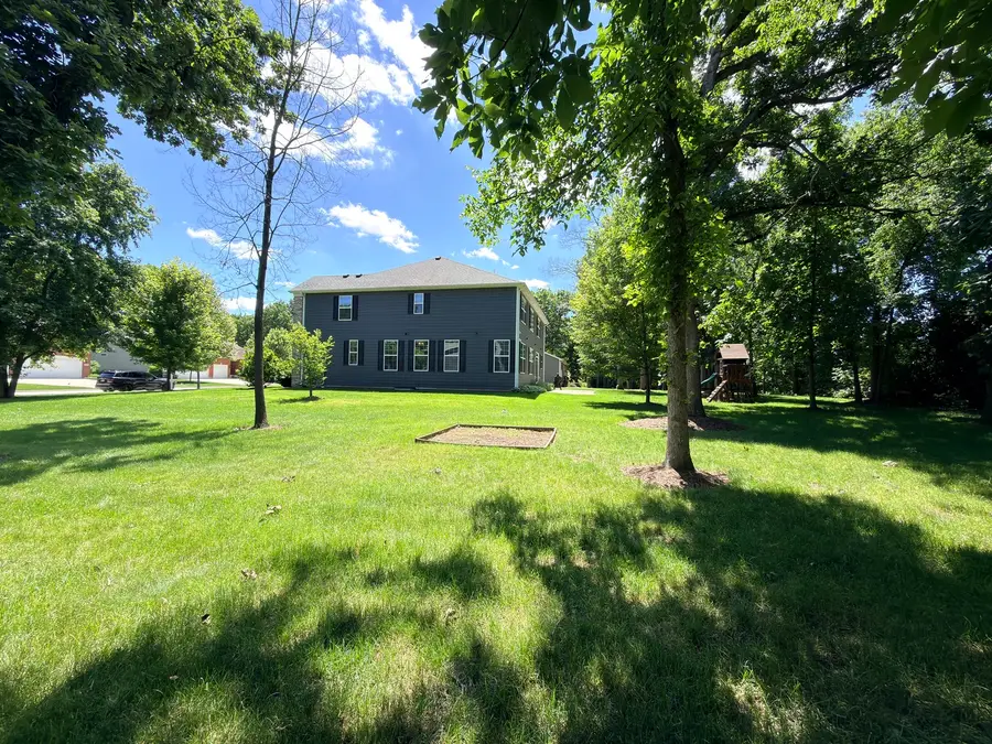 1612 Bur Oak Drive, Hoffman Estates, IL 60192 - #3