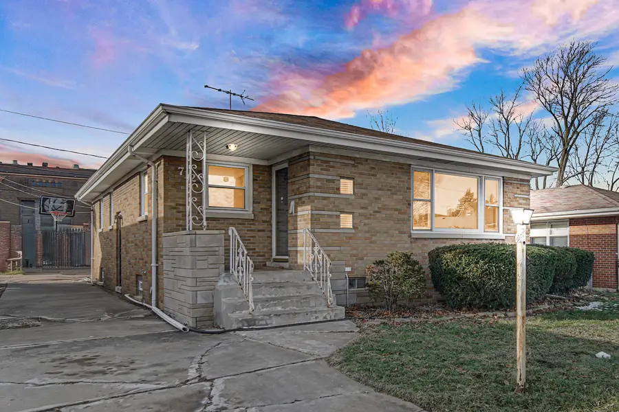712 May Street, Calumet City, IL 60409 - #2