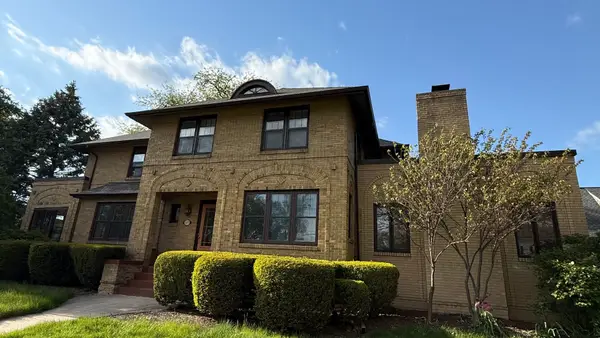 427 W Fraklin Street, Wheaton, IL 60187