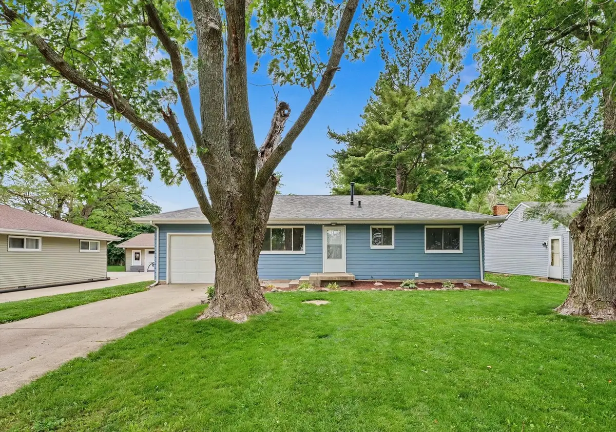 806 E Ethel Street, Saint Joseph, IL 61873 - #1