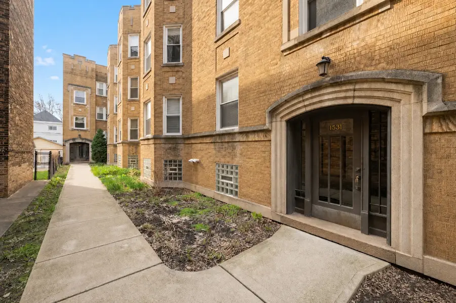 1531 W Rosemont Avenue #2N, Chicago, IL 60660 - #3