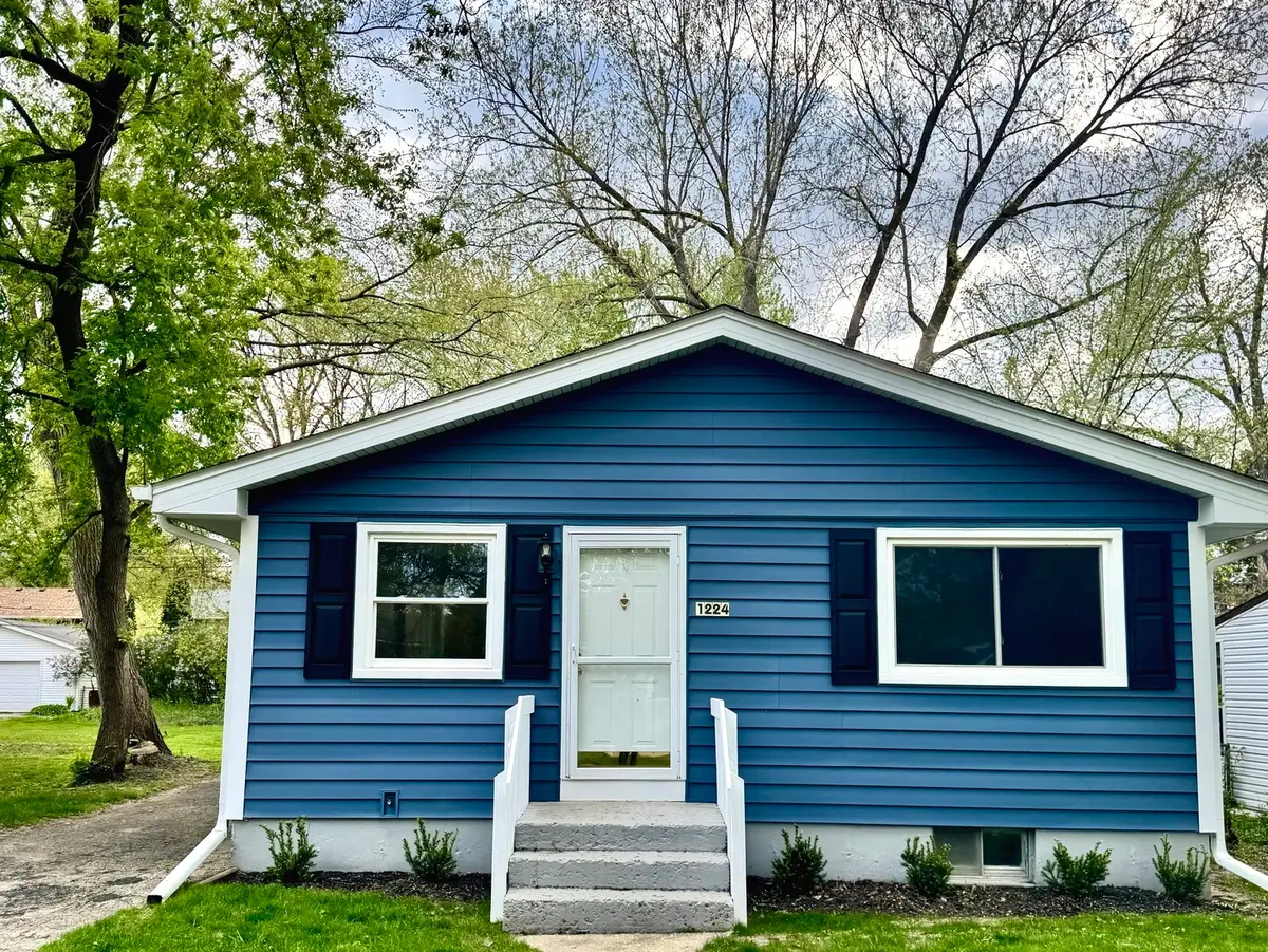 1224 Landon Avenue, Winthrop Harbor, IL 60096 - #1